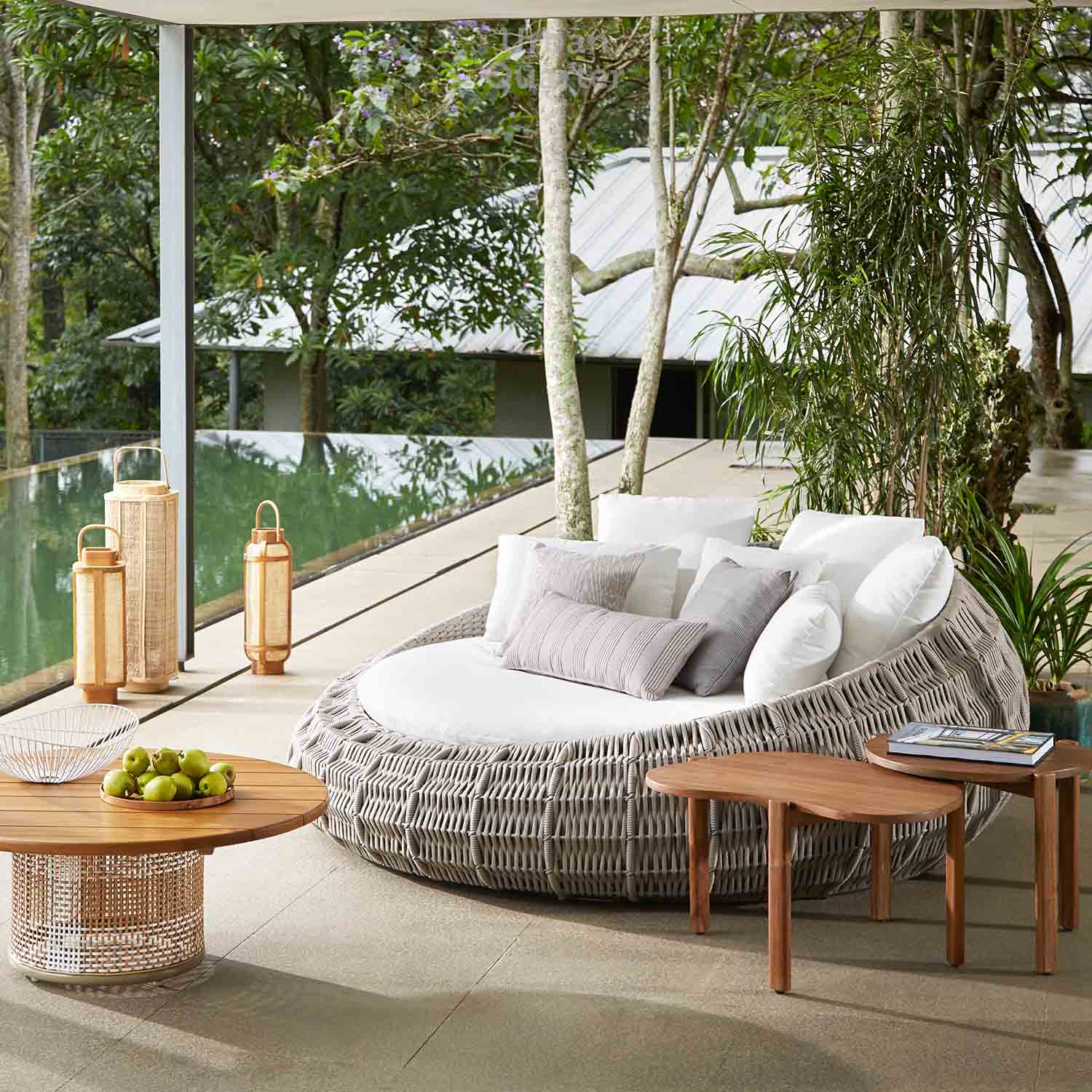 211115_UQ_gautama71388(01)