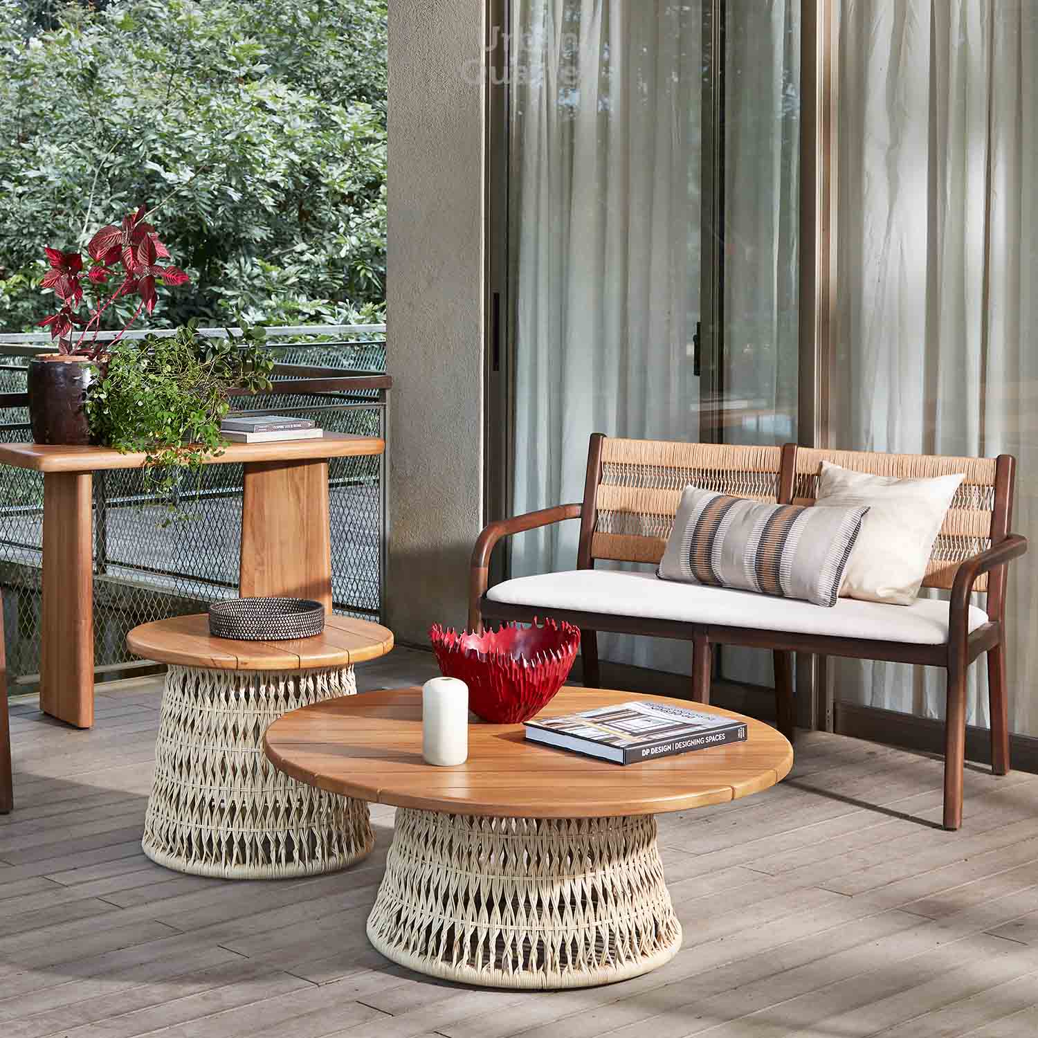 211115_UQ_gautama72085(01)