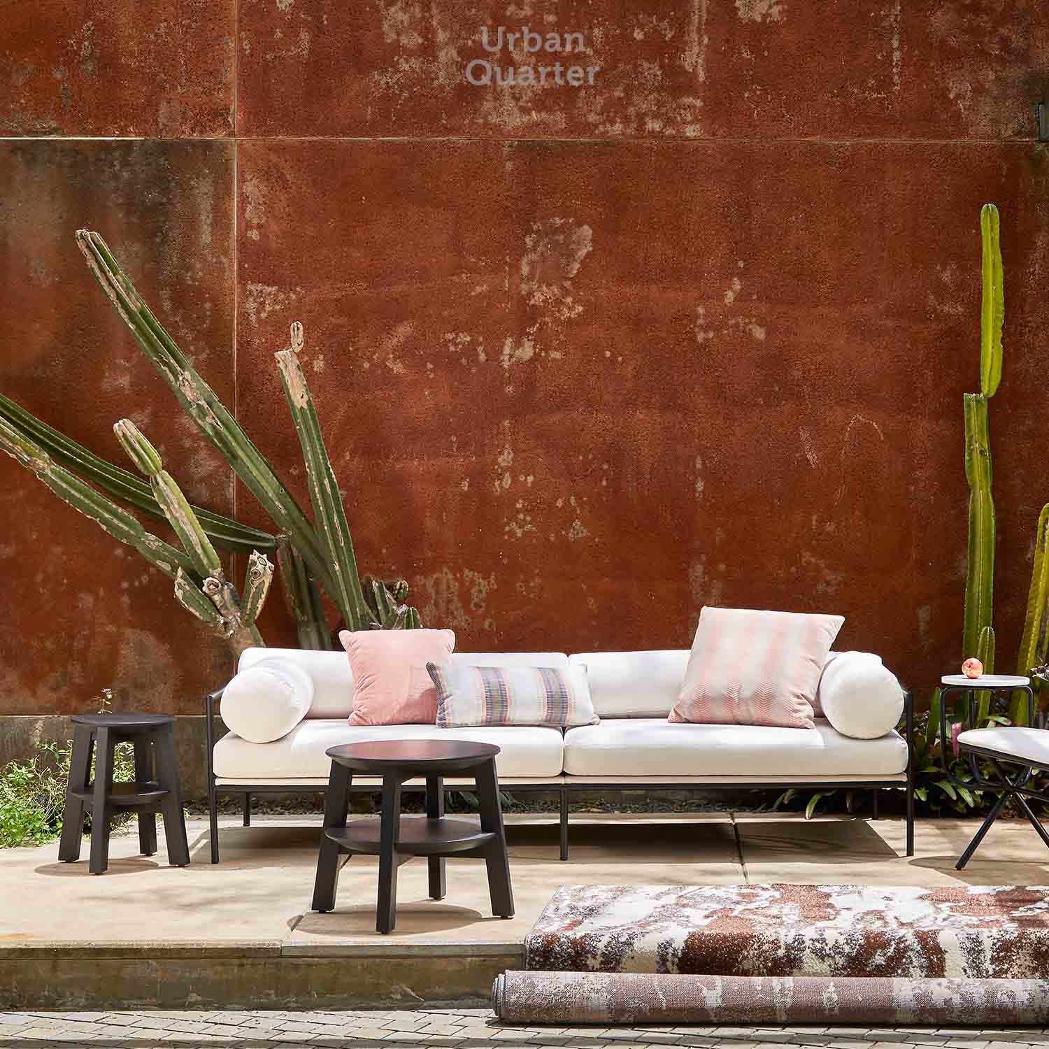 211115_UQ_gautama72429(02)