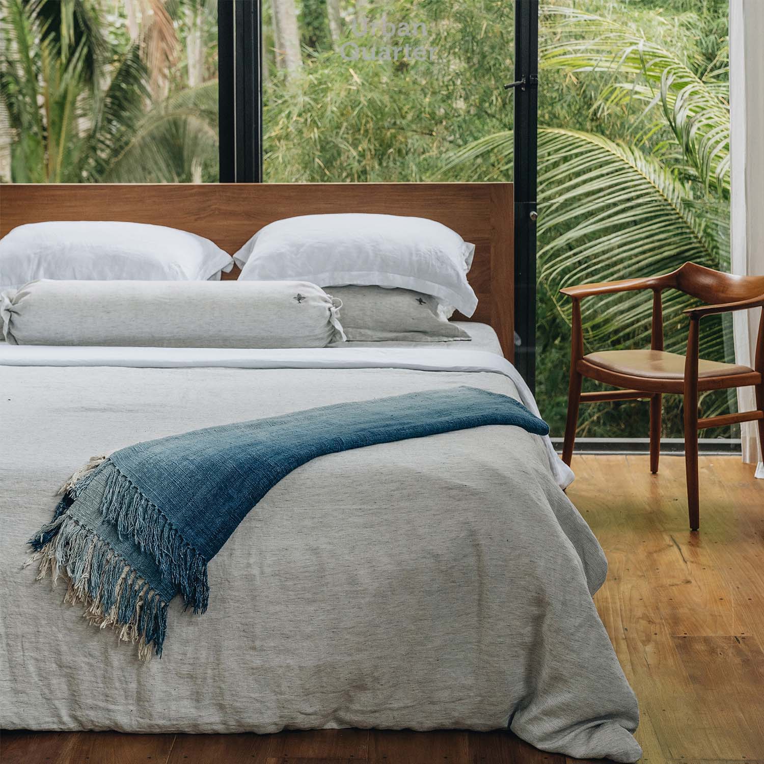 linen_duvet_sheets_set_pinstripes_lifestyle-02_1500x1500